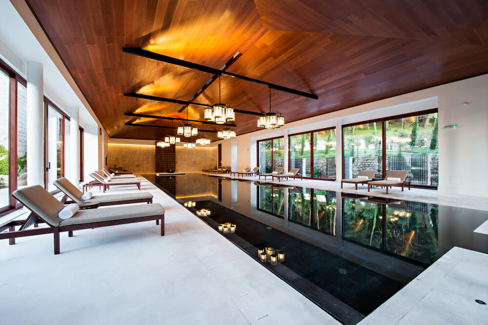 How to choose the right furniture for a spa